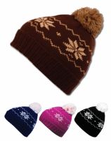 KIDS BEANIES WITH POMPOM KD1731